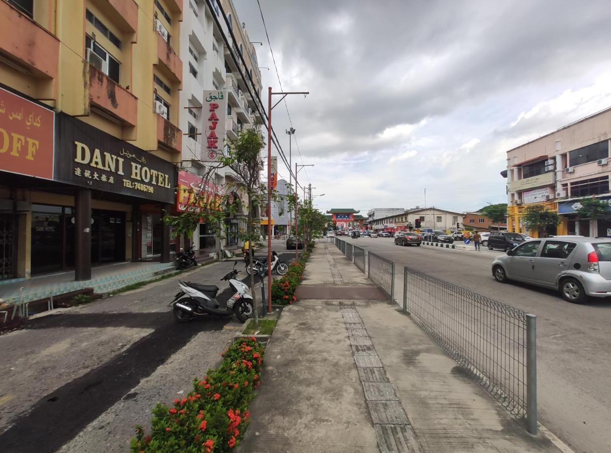 קוטה בארו Dani Hotel Sdn Bhd מראה חיצוני תמונה